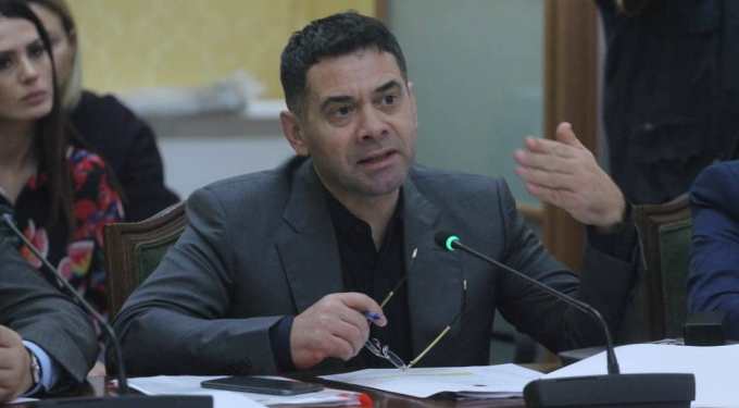 Paketa e re fiskale - Ahmetaj propozon uljen e pragut te pagave te taksueshme